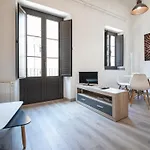 TH157 Studio Sedassos