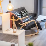 TH157 Studio Sedassos
