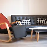 TH157 Studio Sedassos